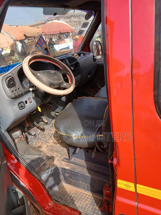 Ford Transit 2021 Red photo 3