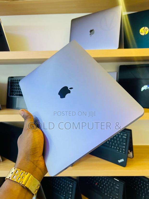 Laptop Apple MacBook Pro 2017 8GB Intel Core I5 SSD 256GB photo 2