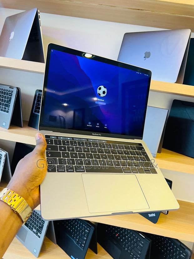 Laptop Apple MacBook Pro 2017 8GB Intel Core I5 SSD 256GB photo 4