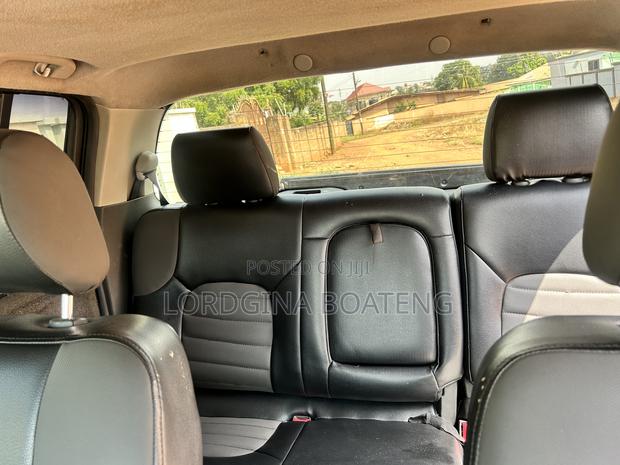 Nissan Pick-Up 2006 Green