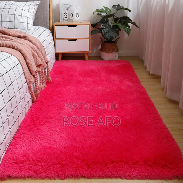 Quality Fluffy Carpet photo 3