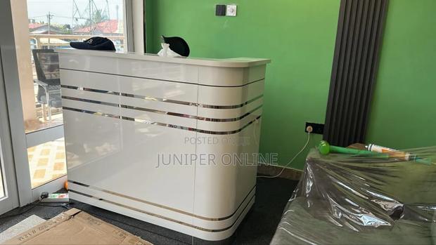 Reception Desk White Shaped