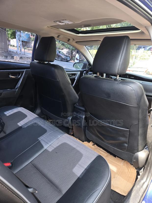 Toyota Corolla S 4dr Sedan (1.8L 4cyl CVT) 2016 Blue photo 10