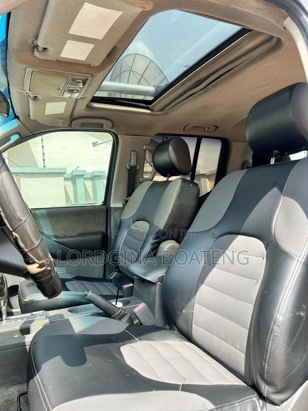 Nissan Pick-Up 2006 Green