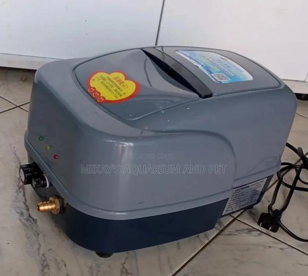 Resun Rechargeable Airpump 14 Outlets · Photo 3