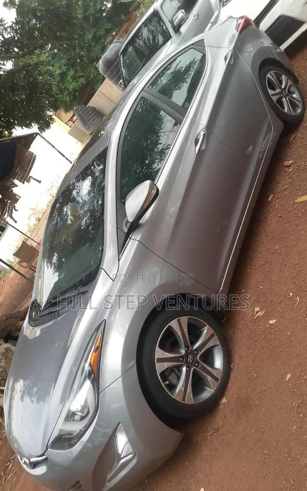 Hyundai Elantra 2016 Gray