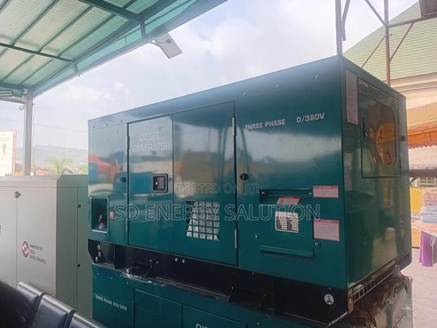Iceflow Refrigerator 35kva Perkins · Photo 2