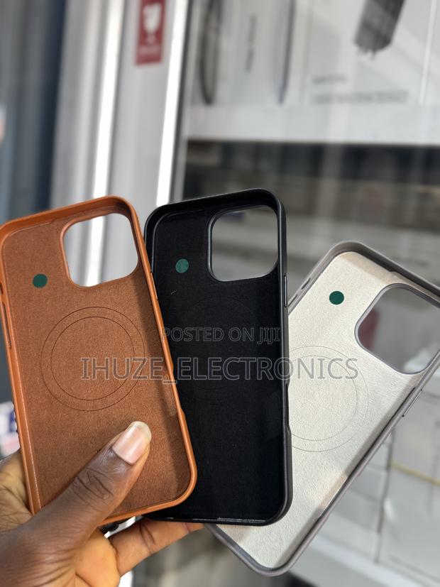 Genuine Leather Case (Magsafe) for iPhone 16pro Max photo 5