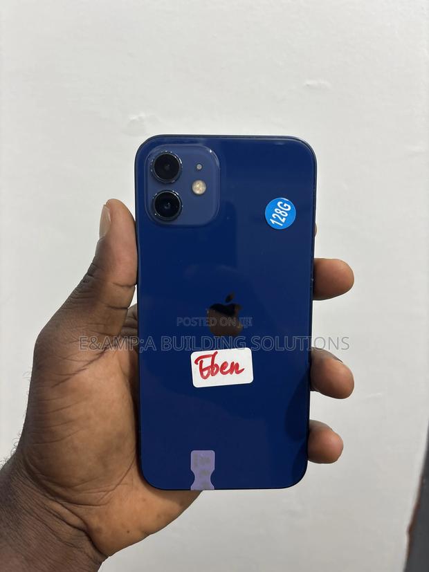 Apple iPhone 12 128 GB · Photo 3