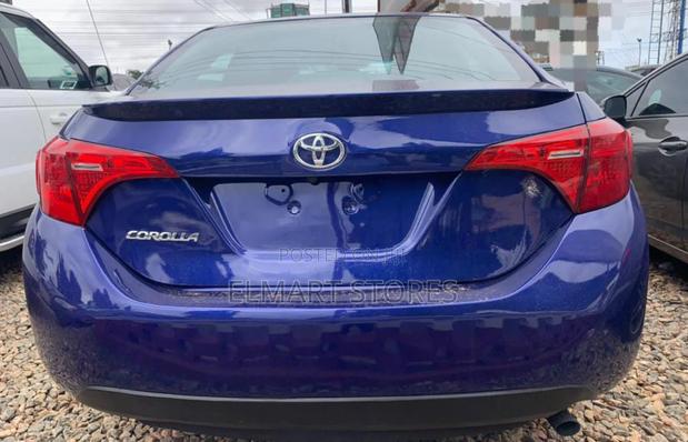 Toyota Corolla 2018 Blue