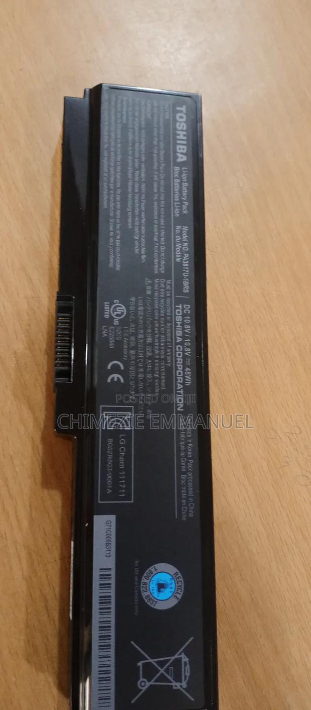 Toshiba Battery · Photo 2