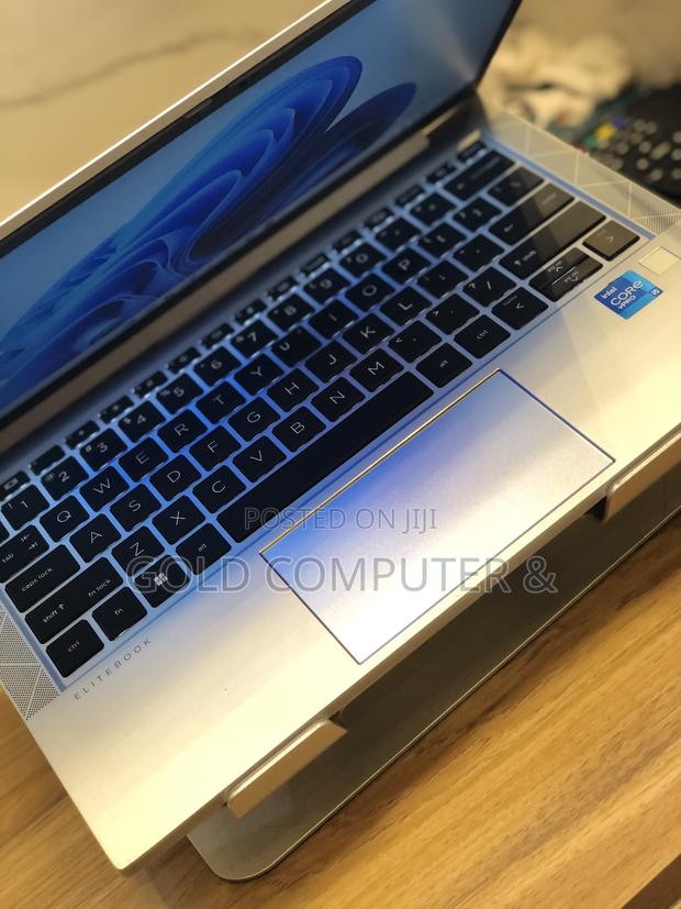 Laptop HP EliteBook 830 G8 16GB Intel Core I5 SSD 256GB photo 2