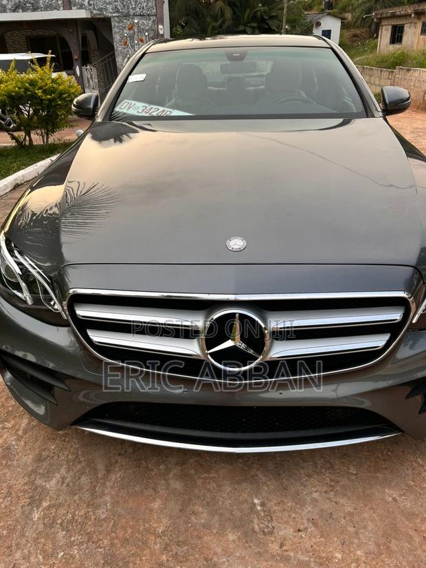 Mercedes-Benz E300 2018 Gray