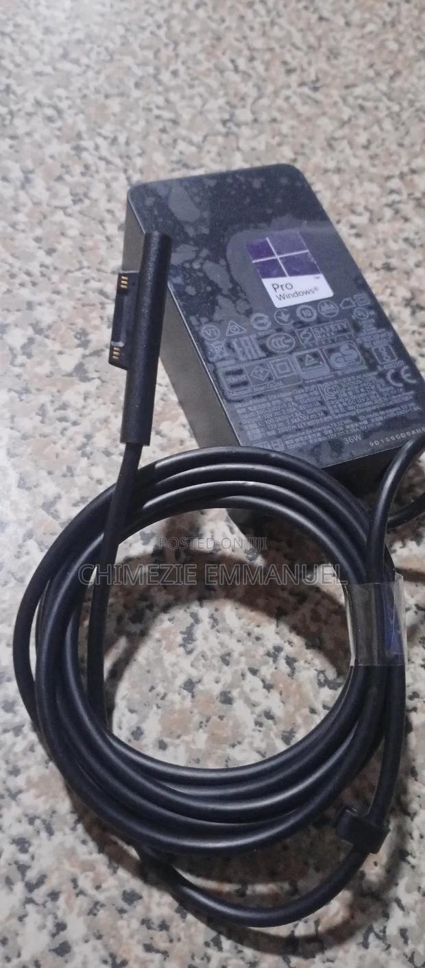 Microsoft Surface Adapter Pro 3 and 4