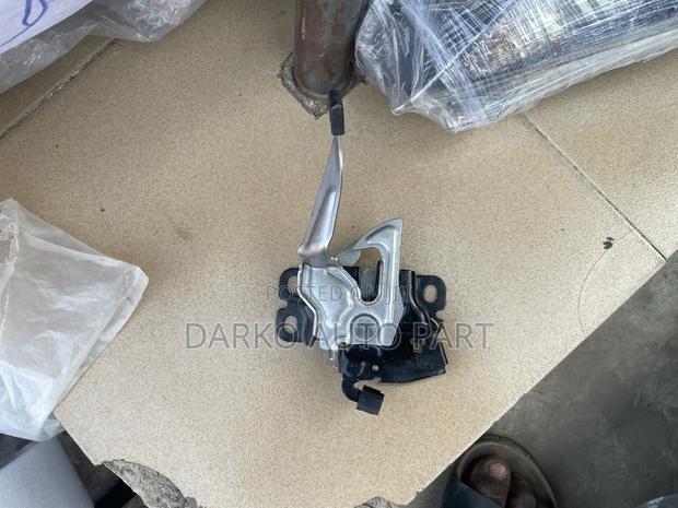 Toyota Rav4 2019-2024 Boot Lock Available photo 2