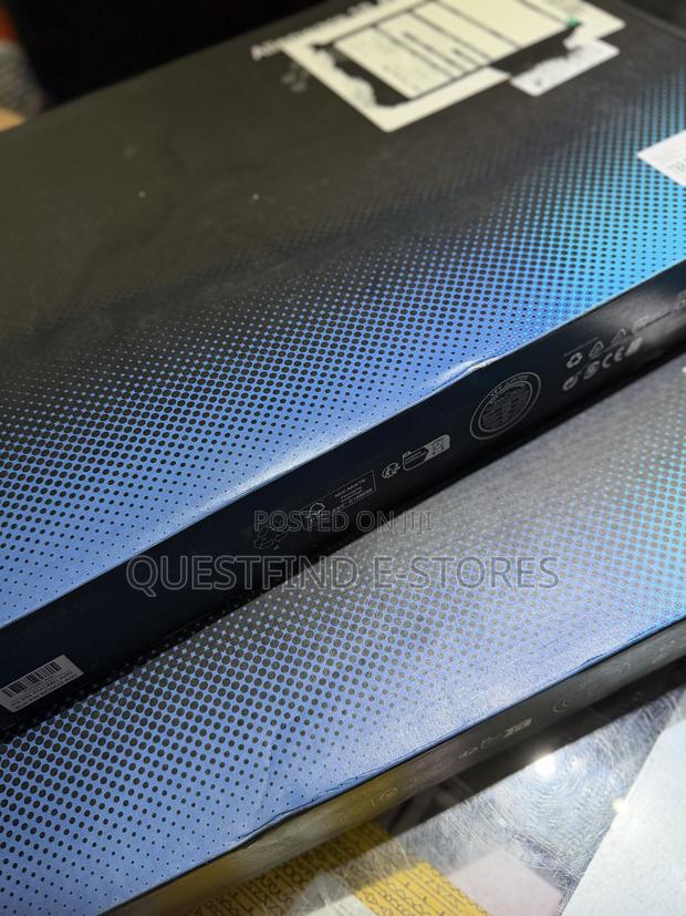 New Laptop Dell Alienware 18 Area-51 32GB Intel Core Ultra 9 SSD 1T · Photo 4