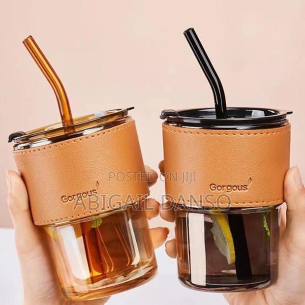 Glass With Straw Available · Photo 4