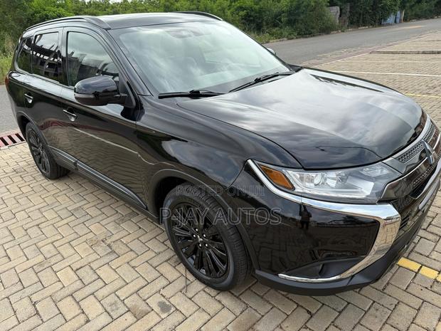 Mitsubishi Outlander 2.4 PHEV AWD 2020 Black