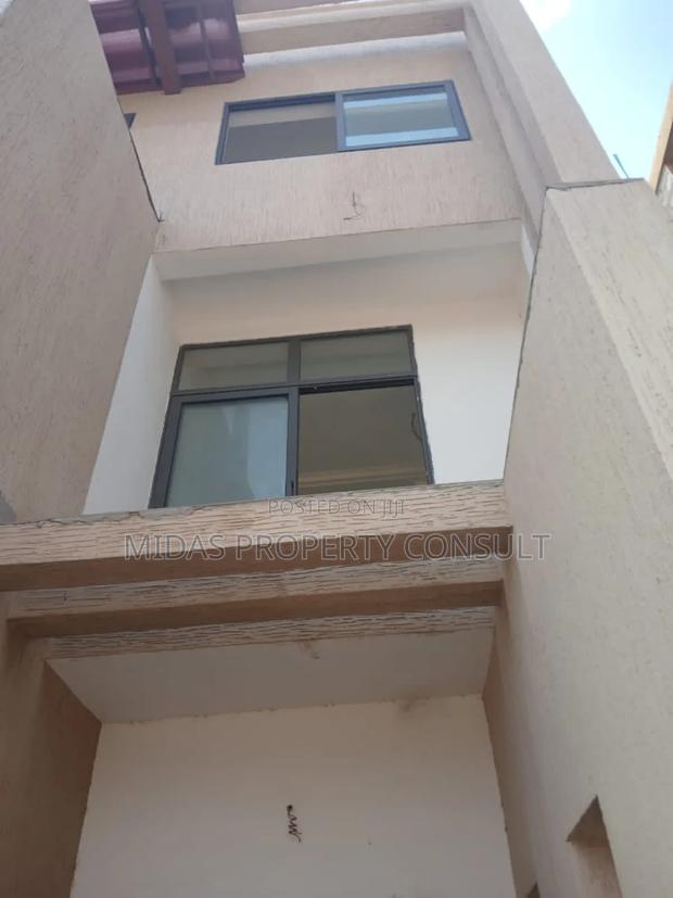 3bdrm House in Tseaddo for sale photo 3
