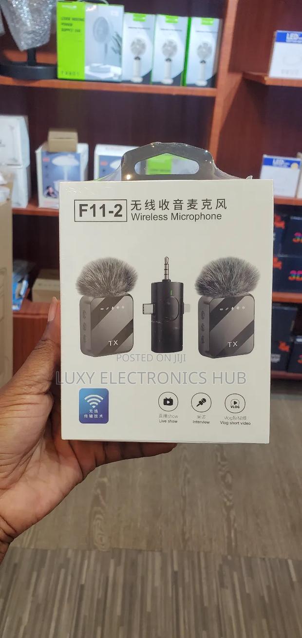 F11-2 Wireless Microphone