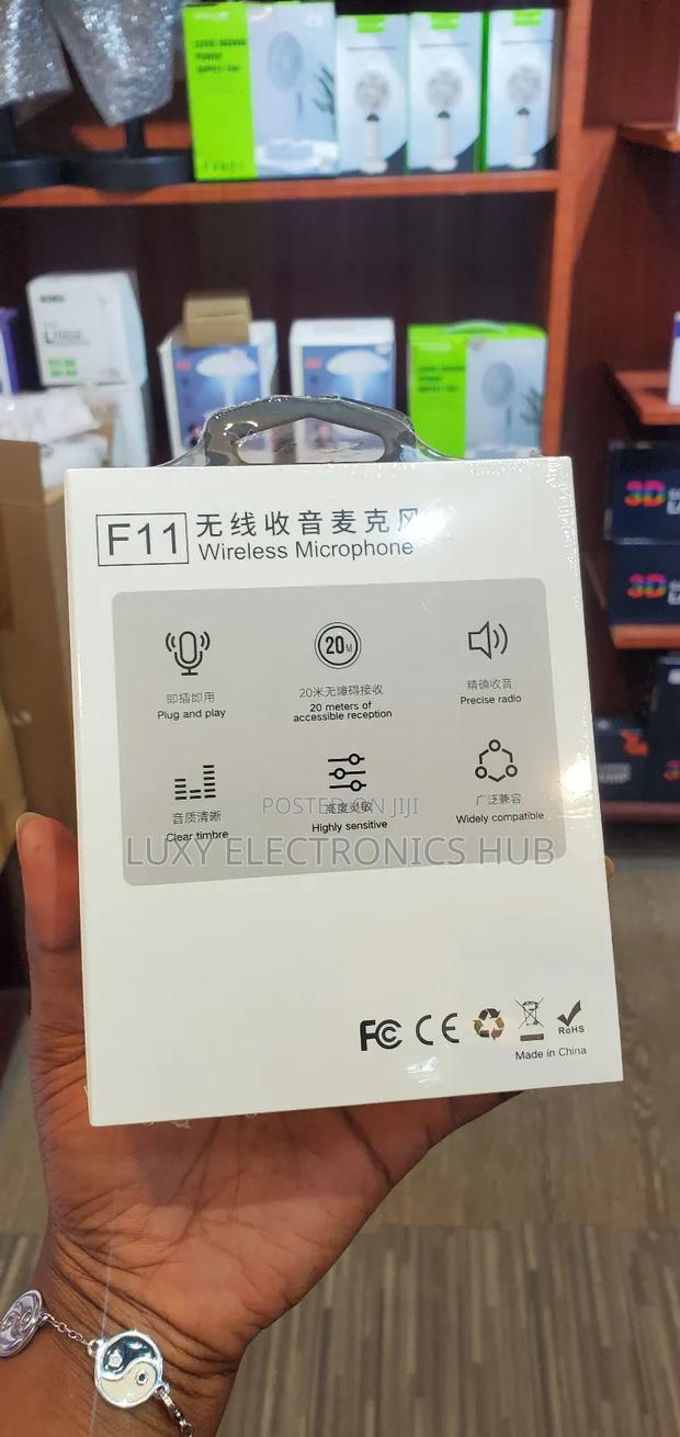 F11-2 Wireless Microphone photo 2