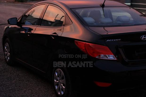 Hyundai Accent SE Sedan 2016 Black