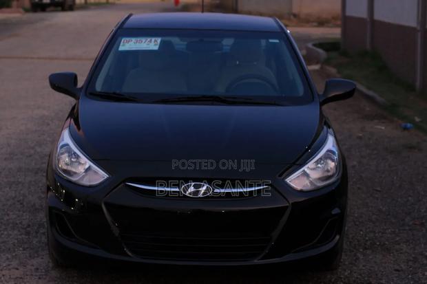 Hyundai Accent SE Sedan 2016 Black