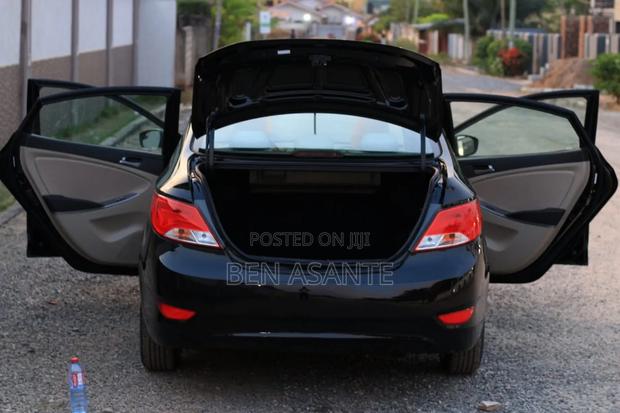Hyundai Accent SE Sedan 2016 Black