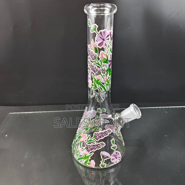 Glass Bong · Photo 2