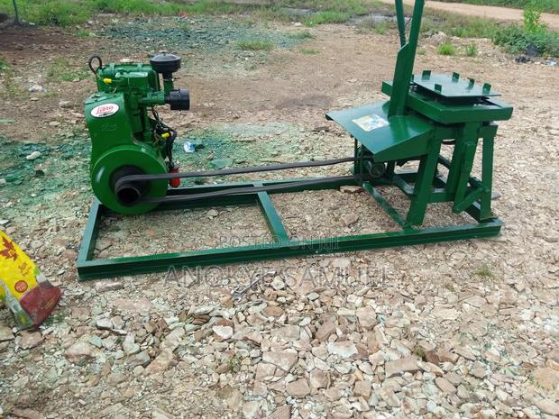 Diesel Electric Block Machine · Photo 3