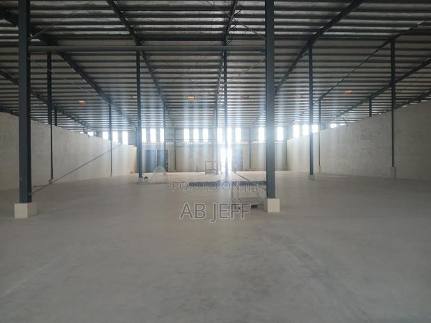Spacious Warehouse at Kaase · Photo 3