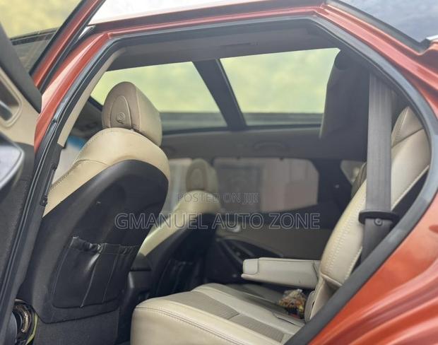 Hyundai Santa Fe 2013 Red photo 5