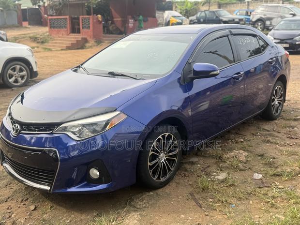 Toyota Corolla S Plus 4dr Sedan (1.8L 4cyl 6M) 2015 Blue