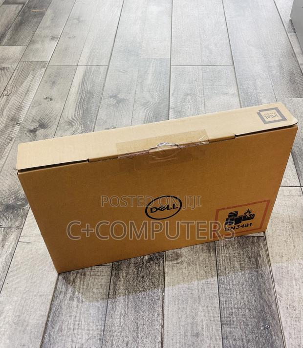 New Laptop Dell Inspiron 15 3000 8GB Intel Core I3 SSD 512GB photo 3