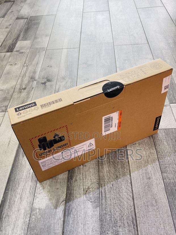 New Laptop Lenovo IdeaPad 1 8GB Intel Core I5 SSD 512GB photo 2