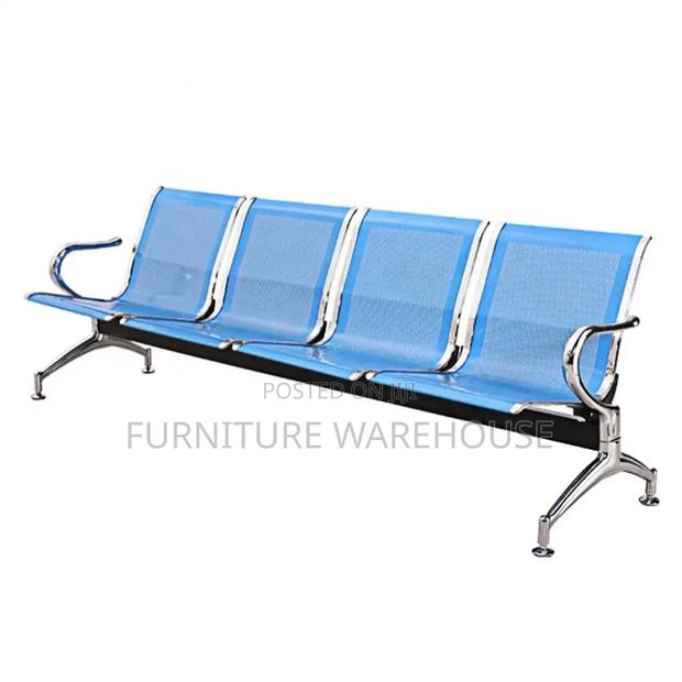 Four in One Waiting Chair · Photo 2