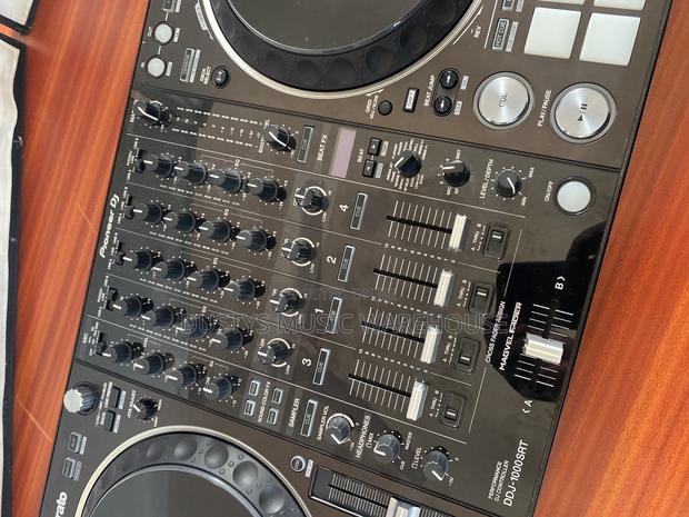 Pioneer DDJ Dj 1000srt With Dust Cover photo 6