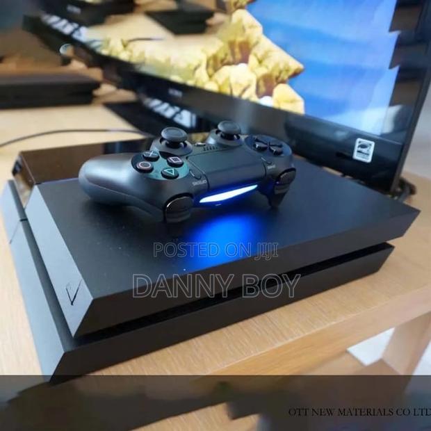 Jailbreak Ps4 Standard With 16games for Sale · Photo 3