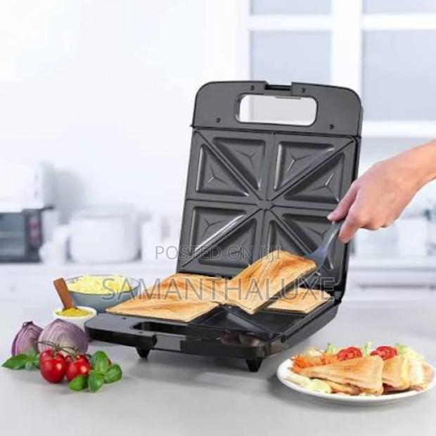 Electric Sandwich Maker photo 3