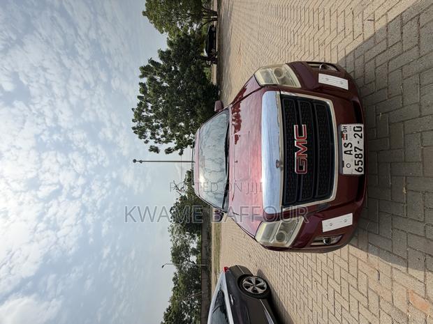 GMC Terrain 2011 Red