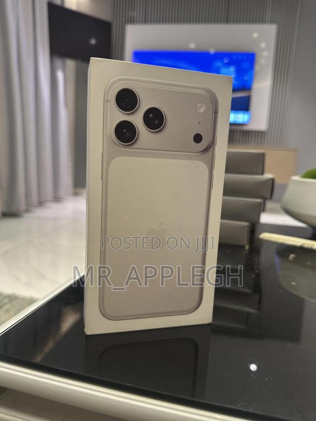 New Apple iPhone 17 Pro Max 256 GB Silver
