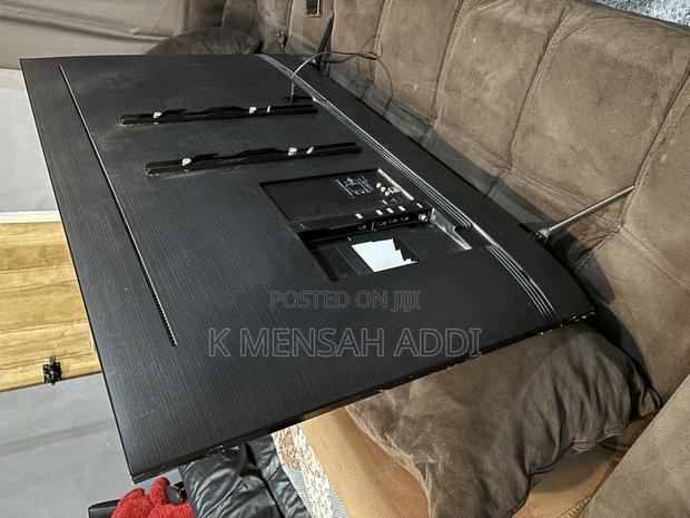 Samsung Ue55au8072u -55inc 8 Series- Crystal Uhd - Smart Tv photo 3