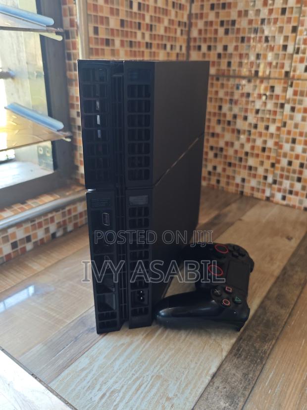 Playstation With Free Games photo 3