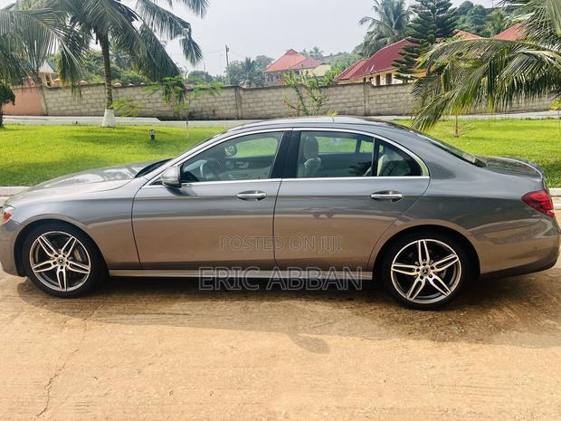 Mercedes-Benz E300 2018 Gray