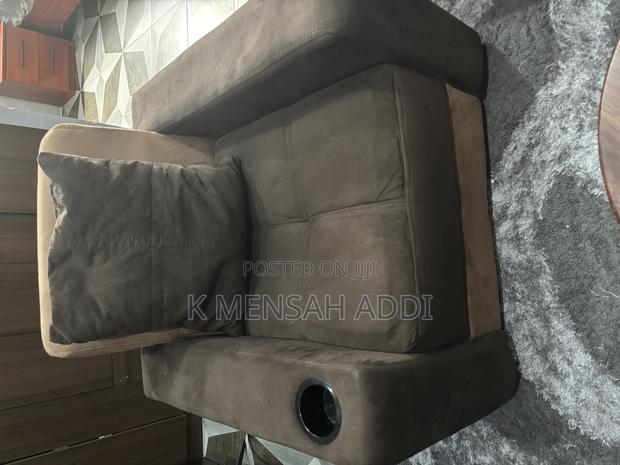 Luxury L-Shaped Recliner Sofa Set With a Single photo 5