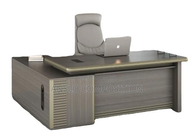 1.8m Directors L-Shape Table · Photo 3