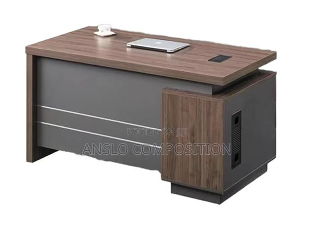 Executive Office Manager Desk · Photo 2