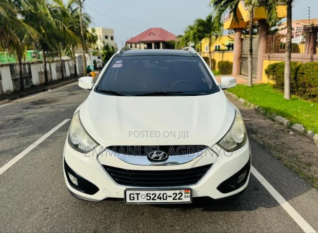 Hyundai Tucson GLS FWD 2011 White