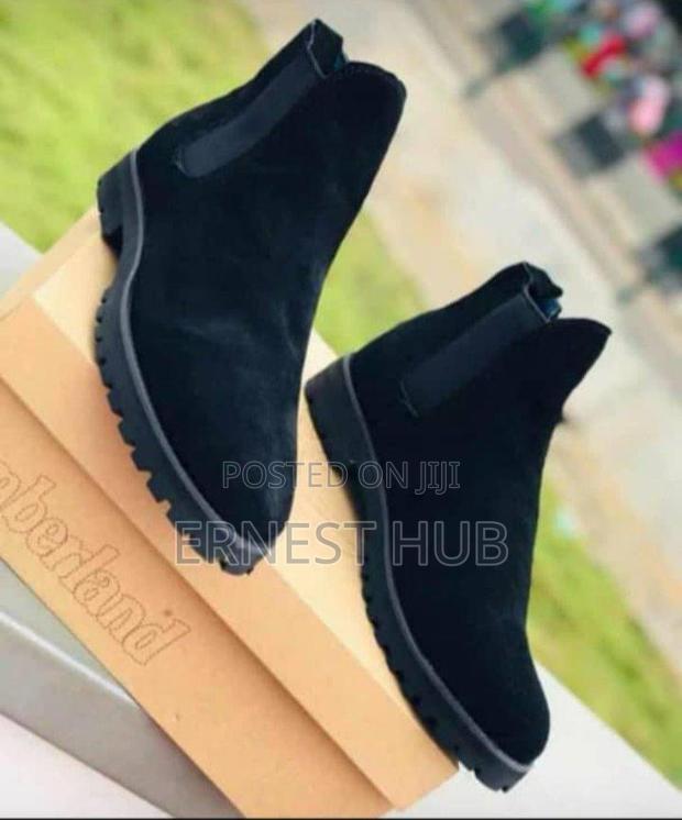 Chelsea Boots · Photo 4