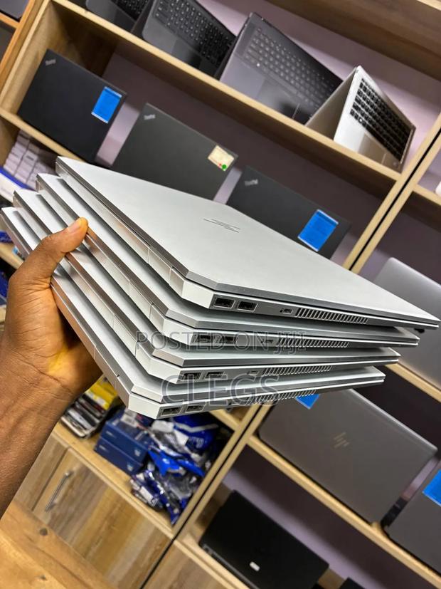 Laptop HP EliteBook 1050 G1 32GB Intel Core I7 SSD 512GB photo 5